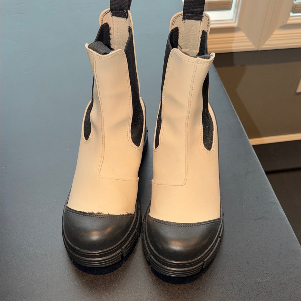 Stylish Women's Black and White Boots